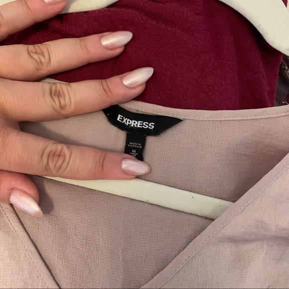 Express silky v neck blouse | blush color | medium - Picture 4 of 4